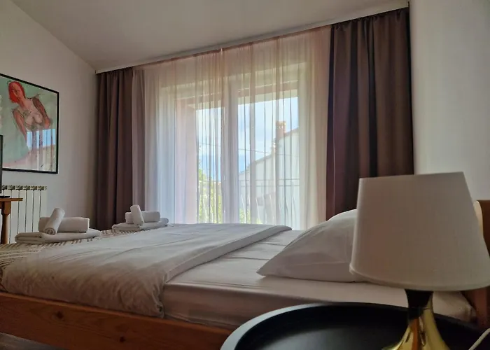 Hestia Apartment *